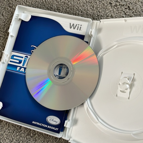 Gently used Wii game - Picture 3 of 4